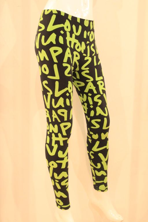 LOUIS VUITTON LIMITED EDITION SPROUSE GRAFFITI LEGGINGS -SZ 36 at 1stdibs