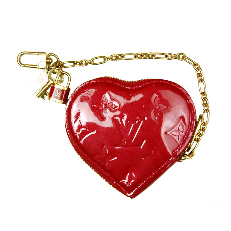 LOUIS VUITTON Red Monogram Vernis Leather Heart Coin Purse
