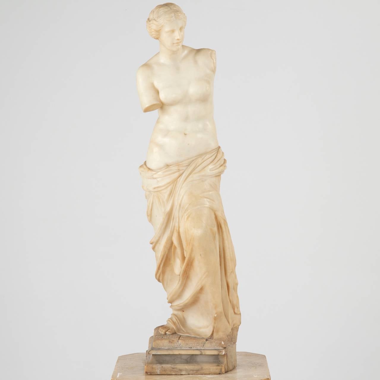 Continental Marble Sculpture of Venus de Milo, after the 